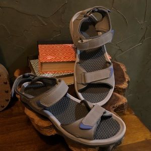Khombu hiking sandals